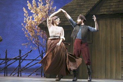 Samantha Massell as Hodel dances with Ben Rappaport, who plays Perchik.